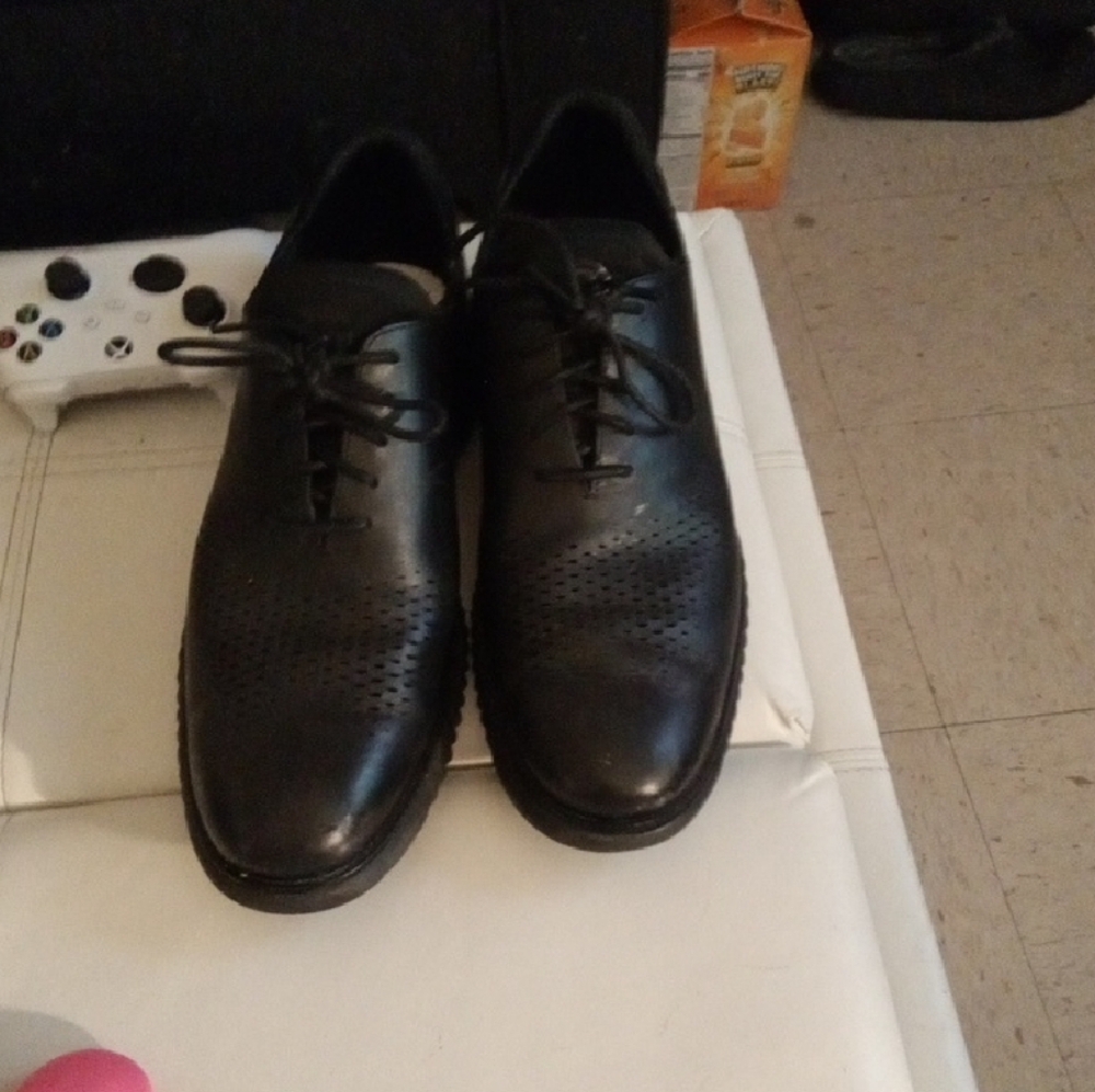 Men's Black Dress Shoes